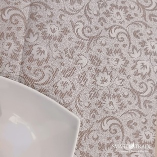 Damascato Marrone ⫸ Brown patterned 2-ply disposable paper tablecloth.